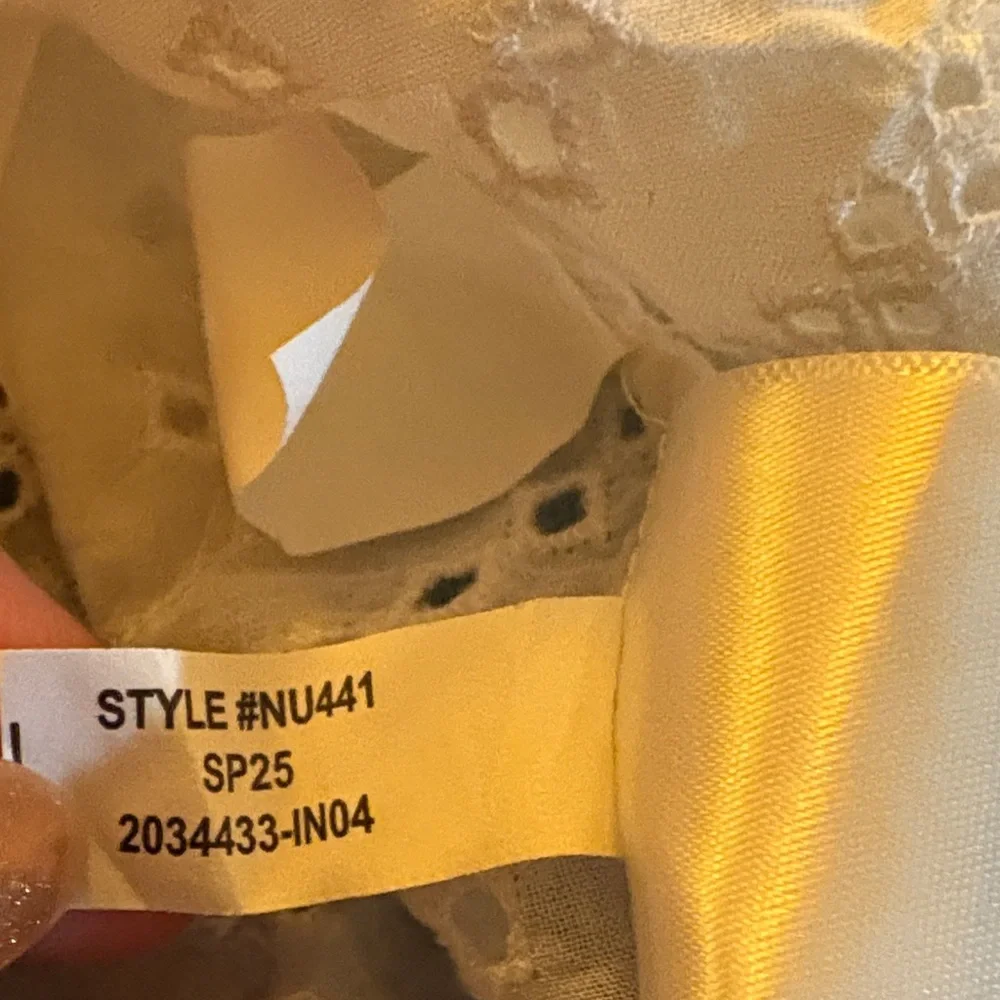 Madewell White Eyelet Ruffle Puffy Sleeve Blouse Top Brand New - Picture 13 of 15